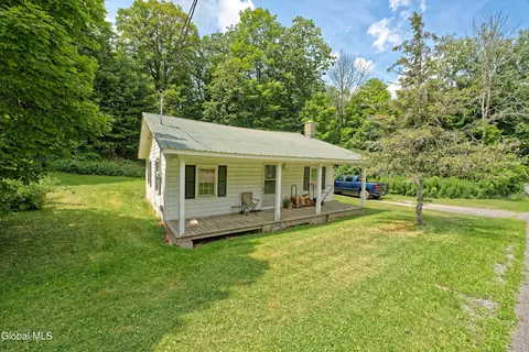 1253 Thompsons Lake Rd, East Berne, NY 12059
