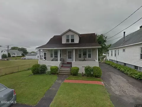 17 Natick St, Albany, NY 12205