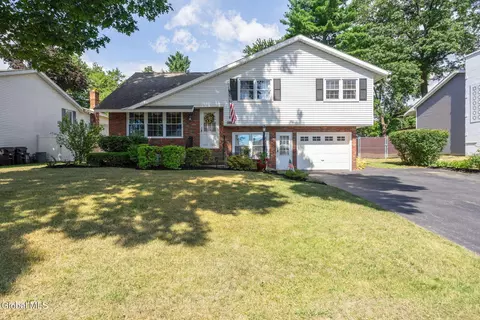 1006 St Lucille Dr, Schenectady, NY 12306