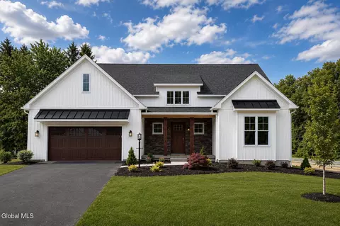 3 Wyatts Way, Clifton Park, NY 12065