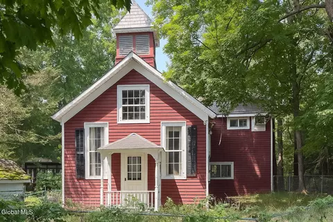 2352 Ridge Rd, Queensbury, NY 12804
