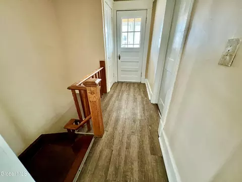 1041 Strong St, Schenectady, NY 12307 photo 9