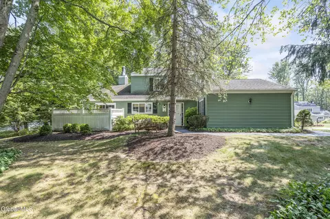 22 Leaf Rd, Delmar, NY 12054 photo 2