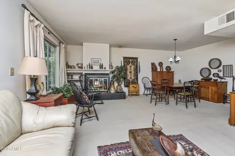22 Leaf Rd, Delmar, NY 12054 photo 9