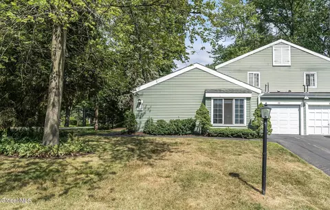 22 Leaf Rd, Delmar, NY 12054