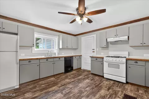 69 James Rd, Salem, NY 12865 photo 7