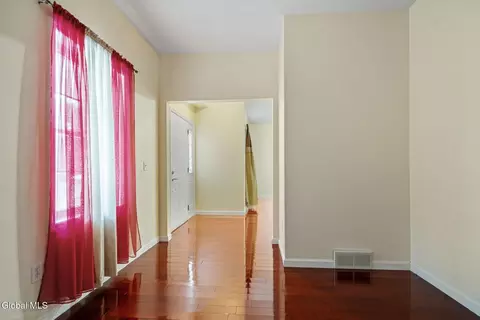 57 Willowbrook Ter, Clifton Park, NY 12065 photo 9