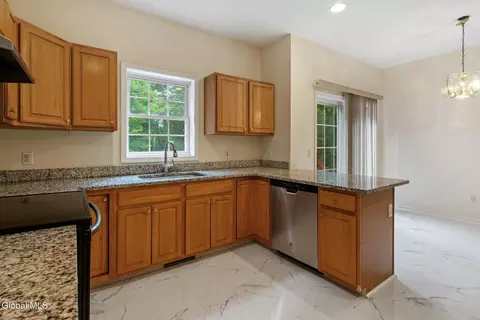 57 Willowbrook Ter, Clifton Park, NY 12065 photo 13