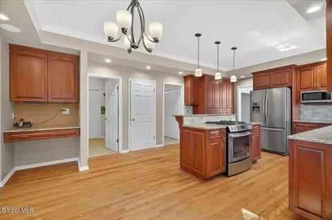 120 Darroch Rd, Delmar, NY 12054 photo 17