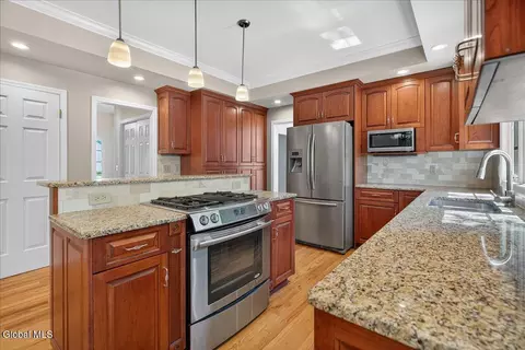 120 Darroch Rd, Delmar, NY 12054 photo 18