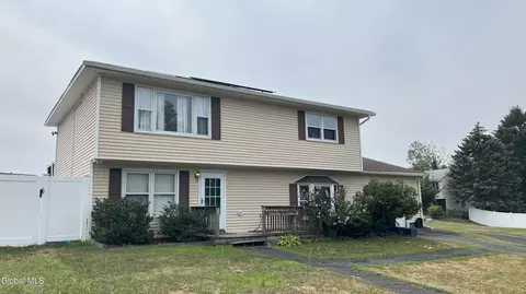 57 Donegal Ave, Troy, NY 12180
