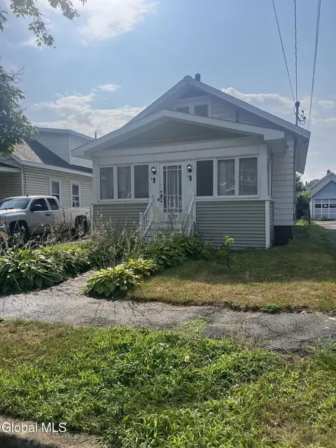 871 Hazelwood Ave, Schenectady, NY 12306