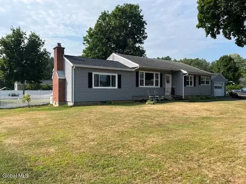 11 Sherman Ave, Greenwich, NY 12834
