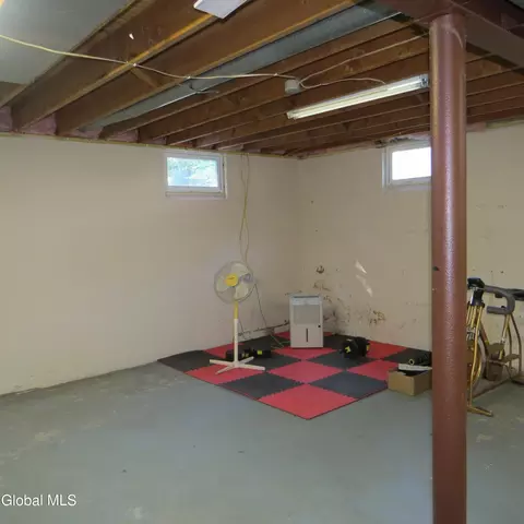 455 Chiswell Rd, Schenectady, NY 12304 photo 31