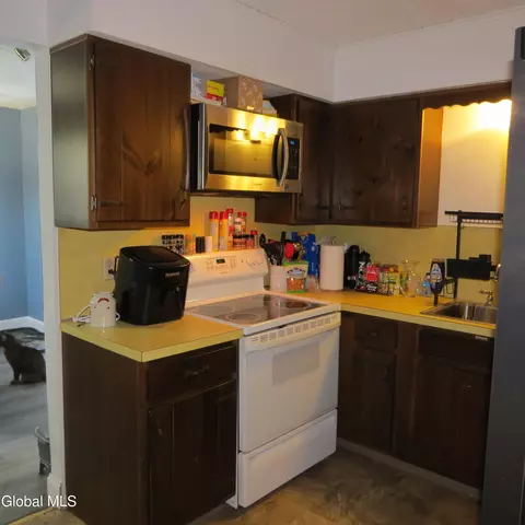 455 Chiswell Rd, Schenectady, NY 12304 photo 17