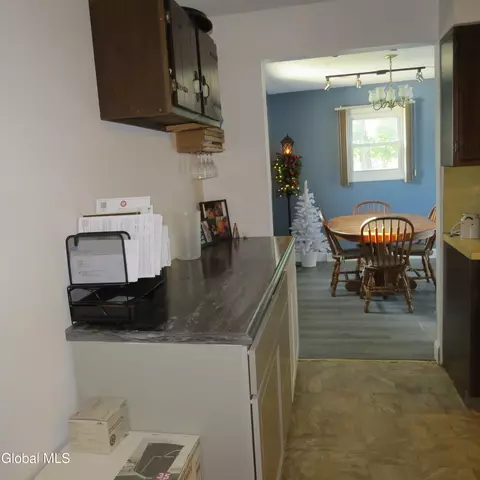 455 Chiswell Rd, Schenectady, NY 12304 photo 18