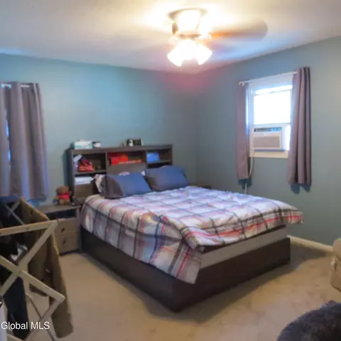 455 Chiswell Rd, Schenectady, NY 12304 photo 22