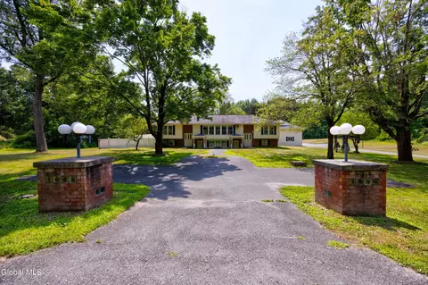 1648 Crescent Rd, Clifton Park, NY 12065