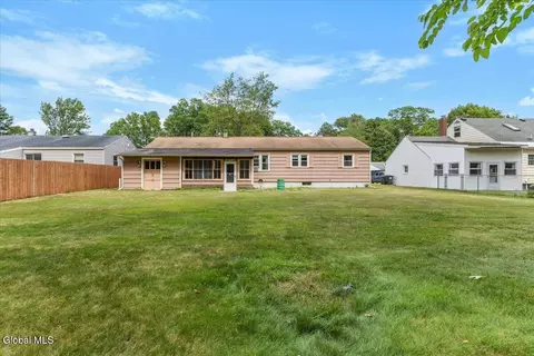 304 Howell St, Schenectady, NY 12303 photo 29