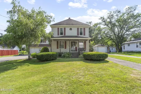 750 Stoners Trail Rd, Tribes Hill, NY 12177