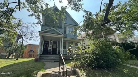 1054 Park Ave, Schenectady, NY 12308
