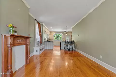 17 Mullens Rd, Slingerlands, NY 12159 photo 4