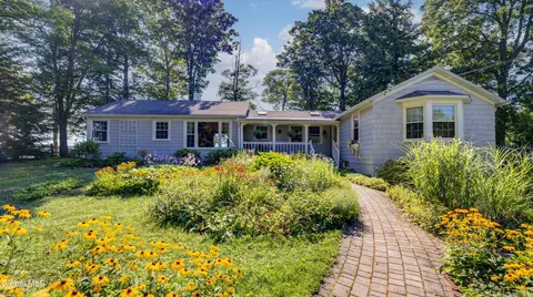 697 W Duane Lake Rd, Duanesburg, NY 12056
