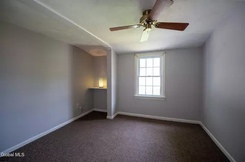 Bedroom - 24 Greenleaf Dr, Delmar, NY 12054 photo 5 of 8