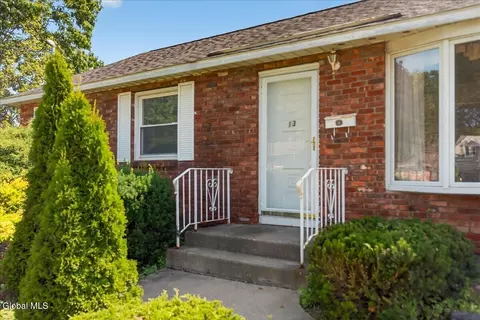 13 Bertone Dr, Schenectady, NY 12306 photo 42