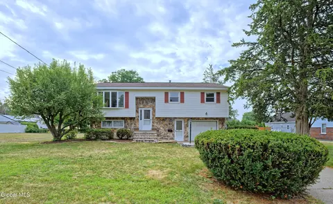 148 Oregon Ave, Schenectady, NY 12304 photo 3