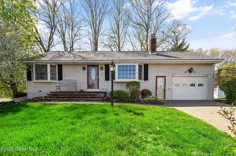 3 Tyler St, Latham, NY 12110