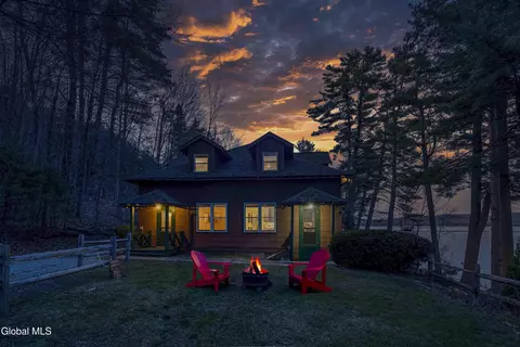 3 Alburnorm Way, Schroon Lake, NY 12870