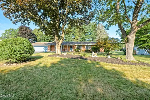 2361 St Joseph Dr, Schenectady, NY 12309