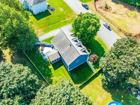 View/Area - 2 Amanda Way, Niskayuna, NY 12309 photo 4 of 4