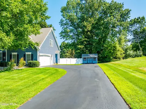 Exterior - 2 Amanda Way, Niskayuna, NY 12309 photo 4 of 12