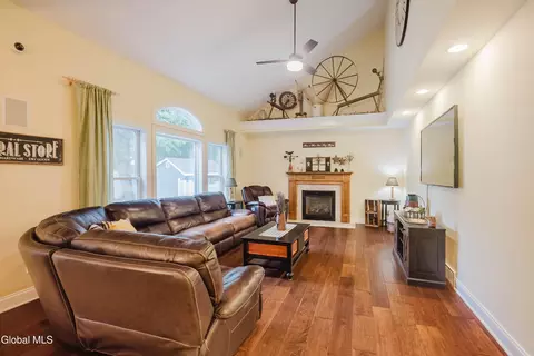 Living - 2 Amanda Way, Niskayuna, NY 12309 photo 1 of 1
