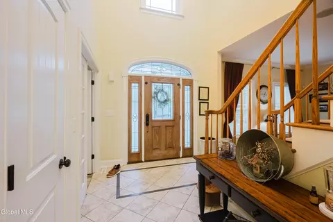 Entry Way - 2 Amanda Way, Niskayuna, NY 12309 photo 1 of 6
