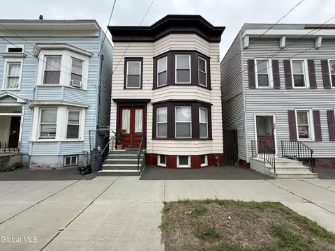 351 2nd St, Albany, NY 12206