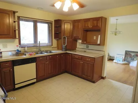 2061 Ridge Rd, Glenville, NY 12302 photo 18