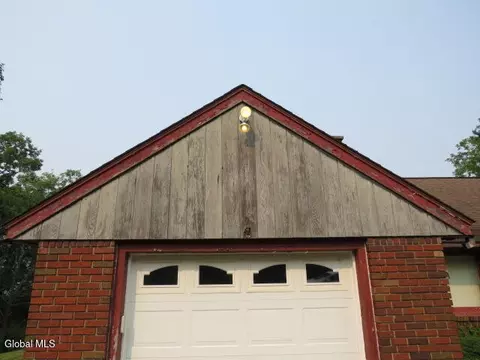 2061 Ridge Rd, Glenville, NY 12302 photo 2