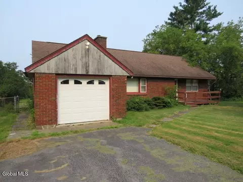 2061 Ridge Rd, Glenville, NY 12302