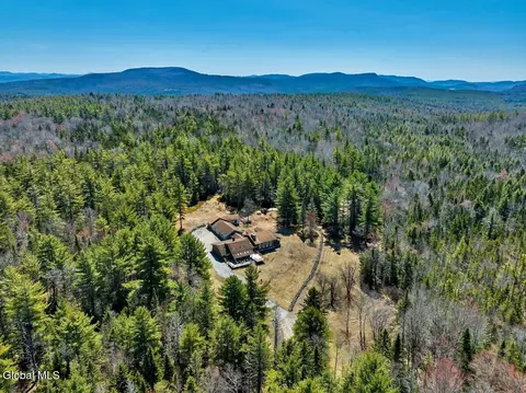 399 Loch Muller Rd, Schroon Lake, NY 12870