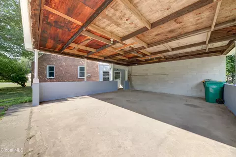 Exterior - 2650 3rd Ave, Schenectady, NY 12303 photo 4 of 14