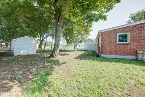 Exterior - 2650 3rd Ave, Schenectady, NY 12303 photo 9 of 14