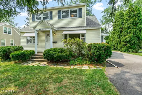 1525 Unadilla St, Schenectady, NY 12308