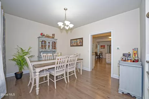 199 Maple Ave Ext, Schenectady, NY 12302 photo 10