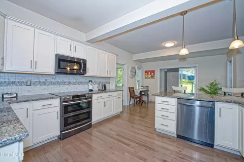 199 Maple Ave Ext, Schenectady, NY 12302 photo 18