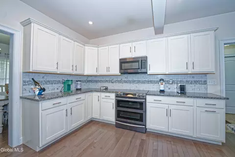 199 Maple Ave Ext, Schenectady, NY 12302 photo 19