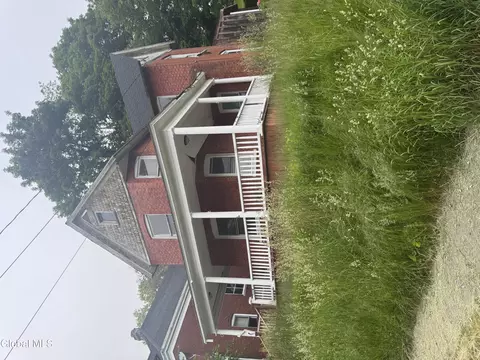 21 Monroe St, Saint Johnsville, NY 13452