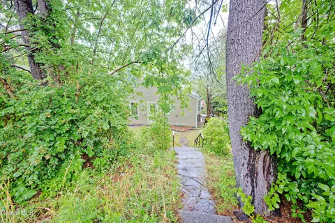 1200 New Scotland Rd, Albany, NY 12208